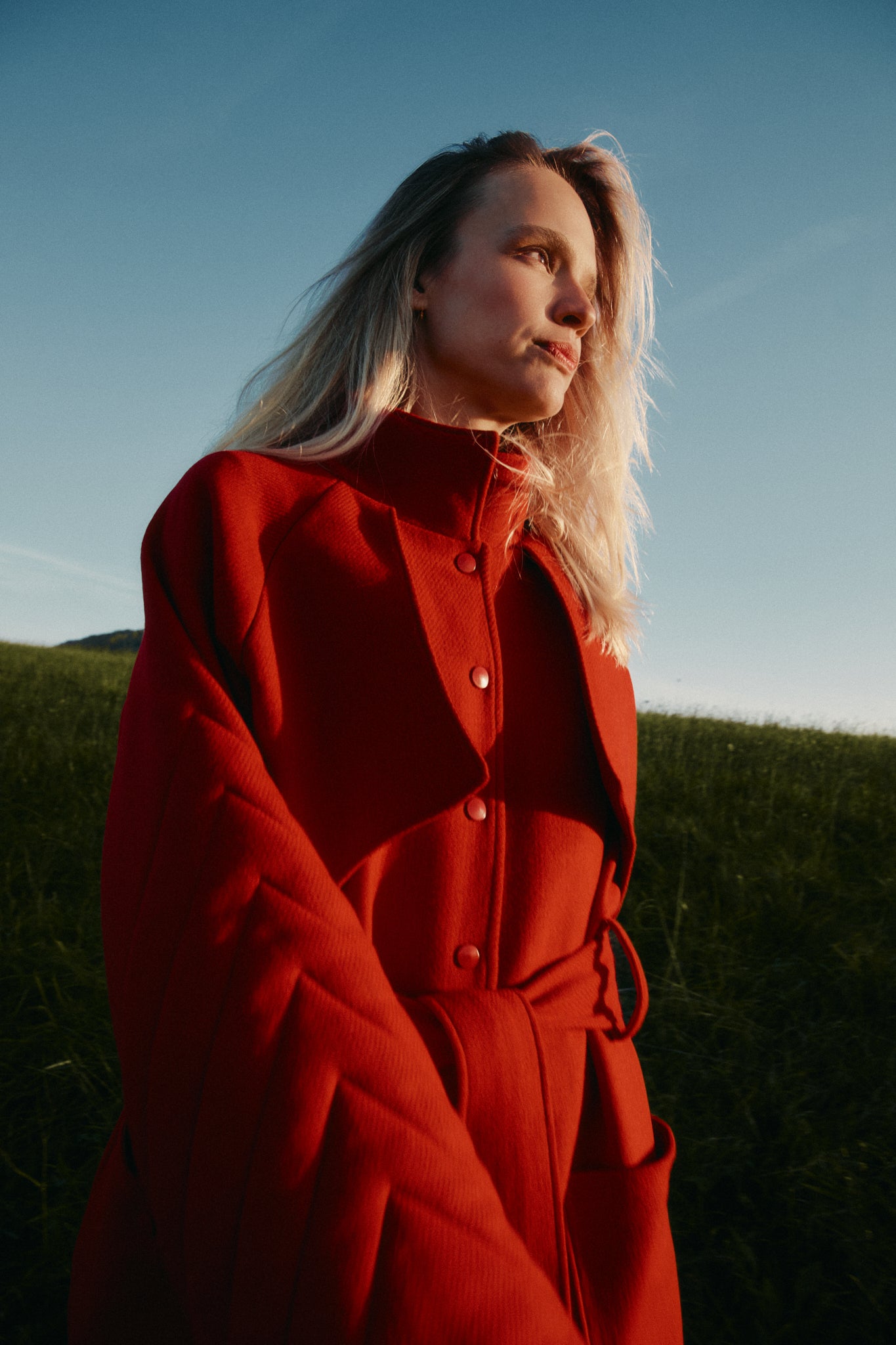 Women's statement coat in red / CUSTOM MADE