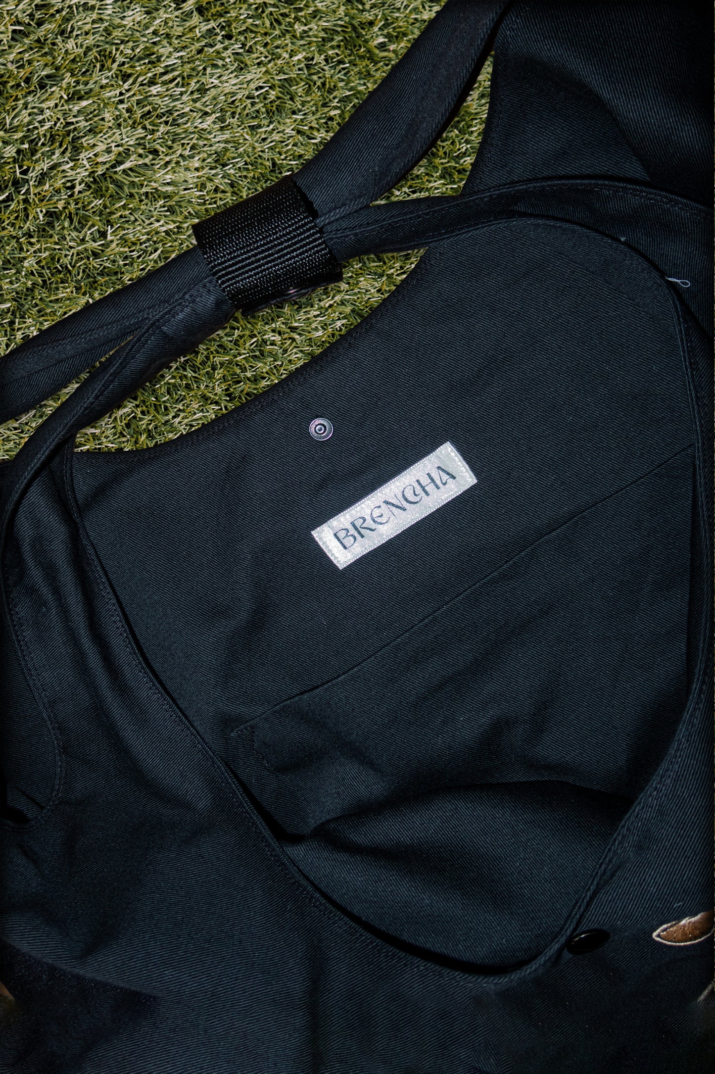 Embroidered Black bag / PRE-ORDER