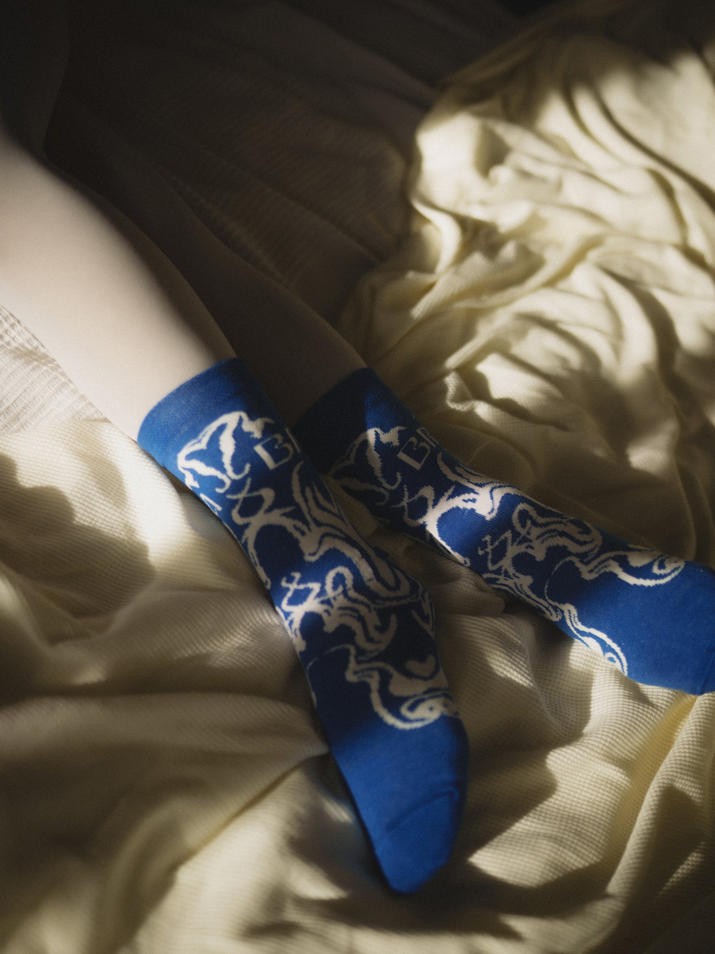 Charapé // blue-white socks