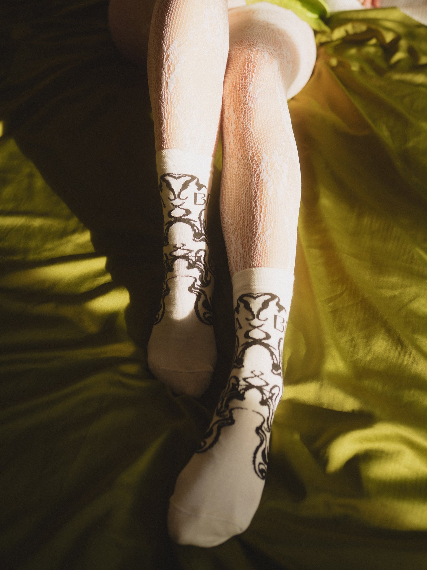 Charapé //white socks